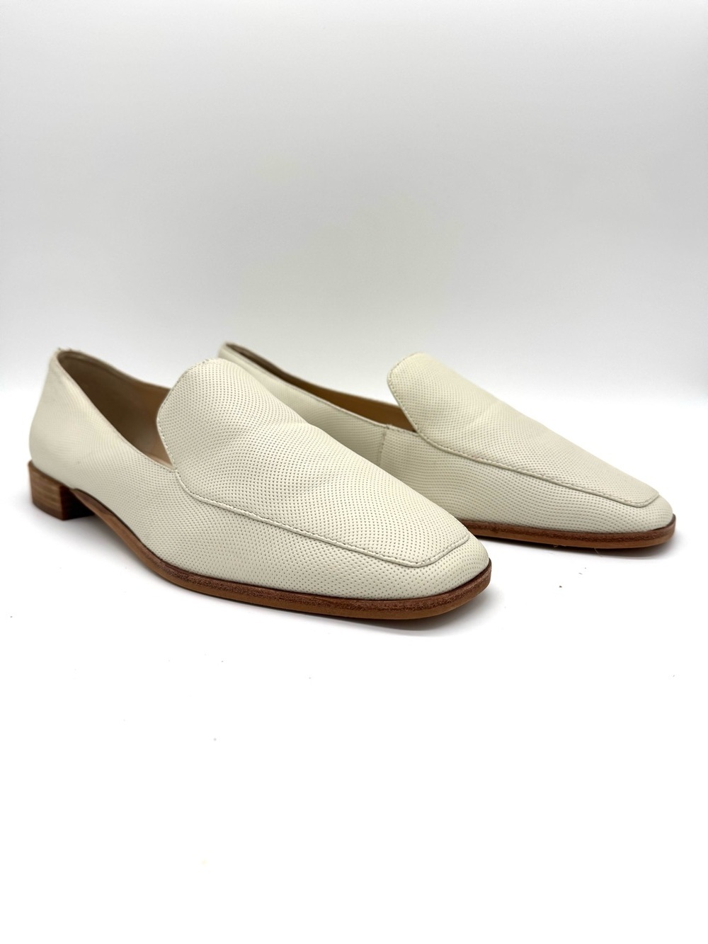 Vince Camuto Brynna Loafers in Bone Color Size 11